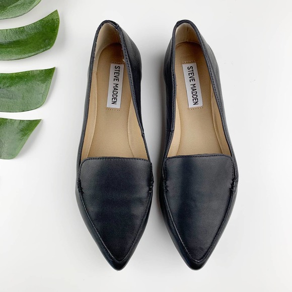 Steve Madden Shoes - Steve Madden Feather Flats Black Leather Pointed Toe Women’s 7.5